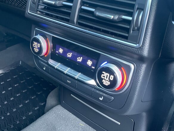 2017 Audi Q7 II (4M), чёрный, 4250000 рублей - вид 12