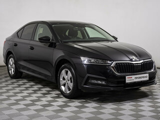 2021 Skoda Octavia IV (A8), чёрный, 1928000 рублей, вид 3