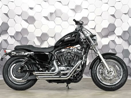 2011 Harley-Davidson Sportster 1200, чёрный, 697000 рублей, вид 3
