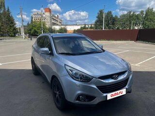 2013 Hyundai ix35 I Рестайлинг, серебристый, 1550000 рублей, вид 2