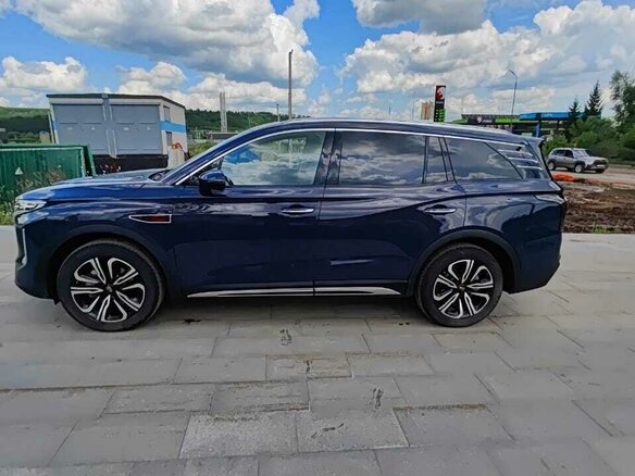 2025 Hongqi HS7 II, коричневый, 4190000 рублей - вид 6