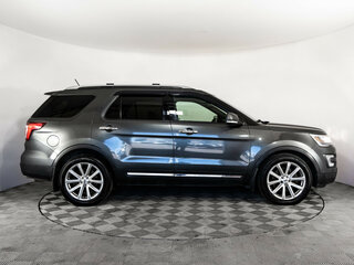 2017 Ford Explorer V Рестайлинг, серый, 2699000 рублей, вид 4