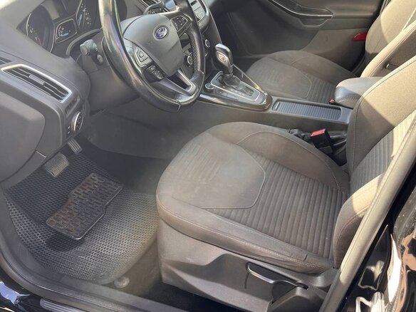 2016 Ford Focus III Рестайлинг, чёрный, 1150000 рублей - вид 9