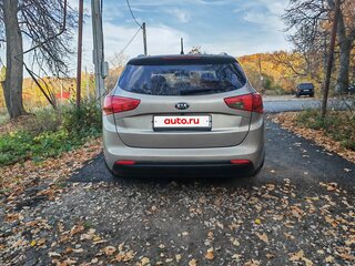 2016 Kia Ceed II Рестайлинг, серебристый, 920000 рублей, вид 4