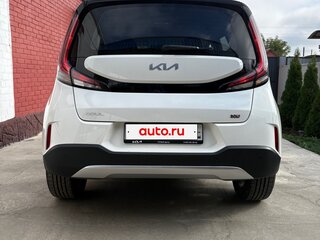 2023 Kia Soul III Рестайлинг, белый, 2450000 рублей, вид 4