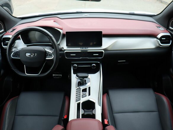2024 Geely Coolray I, белый, 1920000 рублей - вид 12