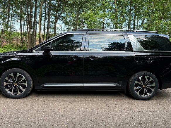 2020 Kia Carnival IV, чёрный, 4050000 рублей - вид 8