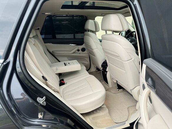 2014 BMW X5 50i III (F15), серый - вид 30