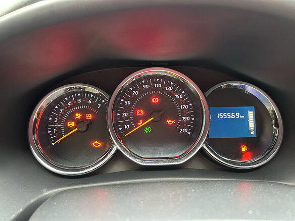 2016 Renault Sandero Stepway II, чёрный - вид 2