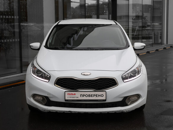 2013 Kia Ceed II, белый, 849000 рублей - вид 1