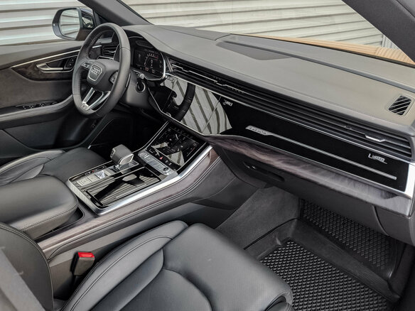 2018 Audi Q8 55 TFSI I (4M), оранжевый, 5150000 рублей - вид 15