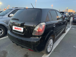 2011 Kia Rio II Рестайлинг, чёрный, 585000 рублей, вид 3