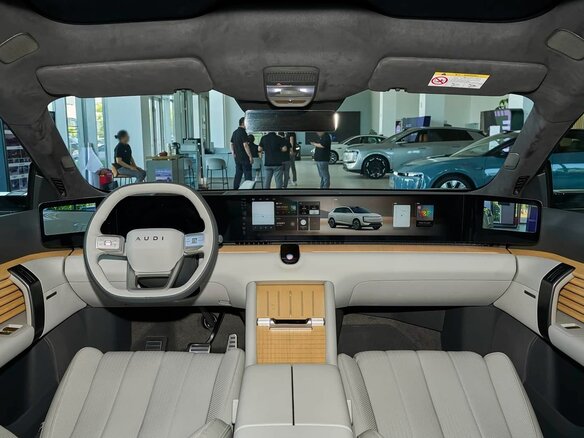 2026 Audi E7X, серебристый, 7399900 рублей - вид 9