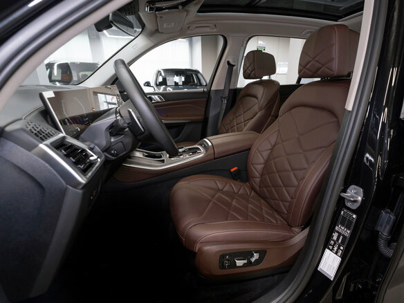 2026 BMW X5 Long 30Li IV (G05/G18) Рестайлинг, чёрный, 10090000 рублей - вид 8