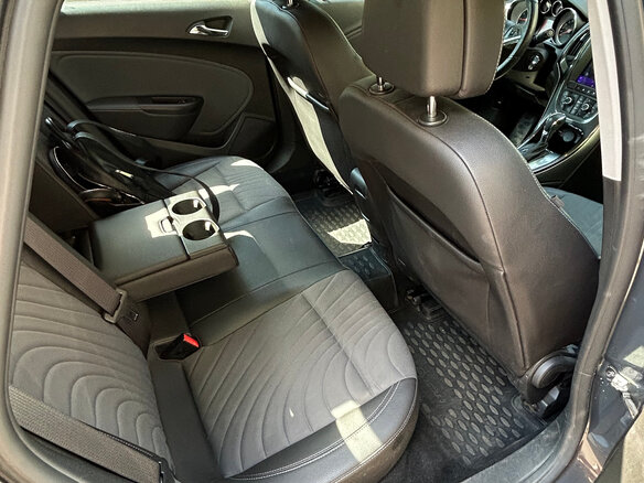 2013 Opel Astra J Рестайлинг, серый, 890000 рублей - вид 24