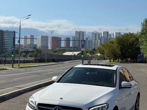 2019 Mercedes-Benz C-Класс 220 d IV (W205) Рестайлинг, белый, 3250000 рублей - вид 12