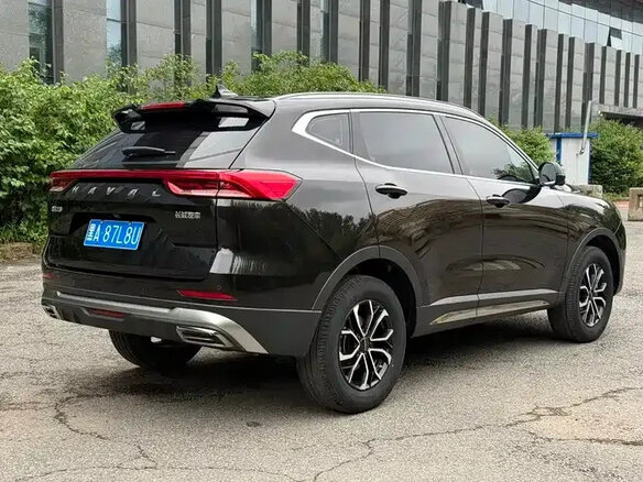 2023 Haval H6 II Рестайлинг, чёрный - вид 2