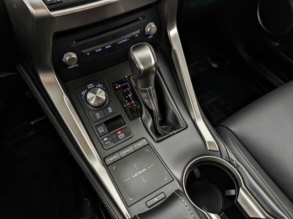 2018 Lexus NX 200 I Рестайлинг, коричневый, 2850000 рублей - вид 20