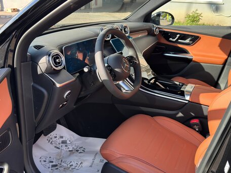 2026 Mercedes-Benz GLC 260 L II (X254), чёрный, 7790000 рублей, вид 5