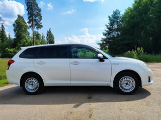 2013 Toyota Corolla Fielder XI (E160, E170, E180), белый, 1070000 рублей, вид 4