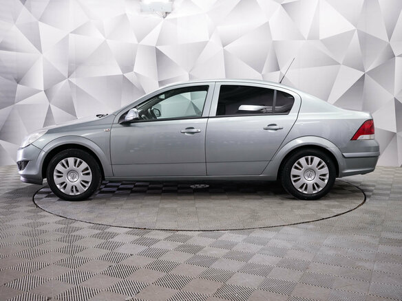 2011 Opel Astra H Рестайлинг, серый, 505000 рублей - вид 1