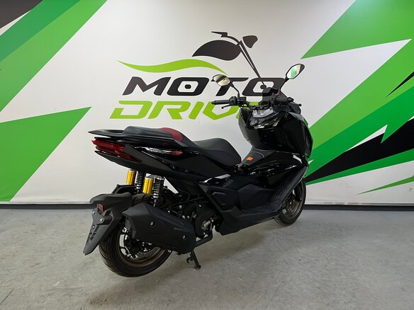 2026 GPX DZ3, чёрный, 389900 рублей - вид 4
