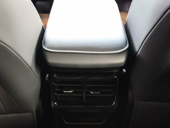 2026 Geely Atlas II, белый, 3909990 рублей - вид 27