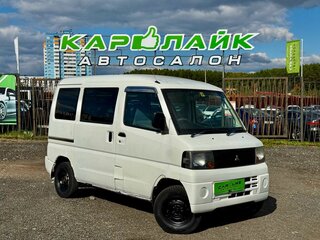 Mitsubishi Minicab VI