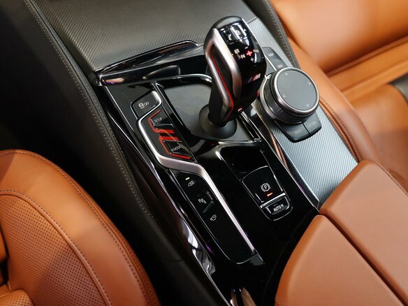 2020 BMW M5 VI (F90) Рестайлинг, чёрный, 10000000 рублей - вид 15