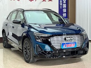 2024 Audi Q5 e-tron 50, синий, 5441033 рублей, вид 1