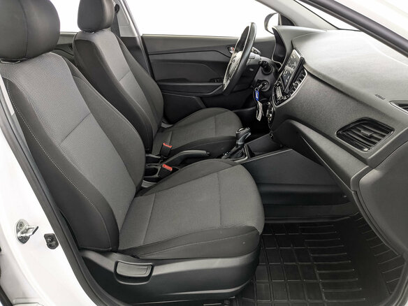 2021 Hyundai Solaris II Рестайлинг, белый - вид 22