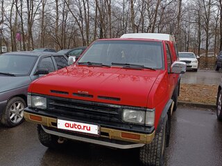 1988 Nissan Terrano I, красный, 450000 рублей, вид 3