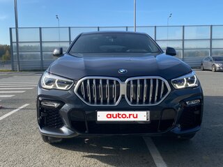 2021 BMW X6 40i III (G06), серый, 12900000 рублей, вид 2