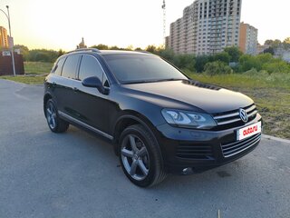 2011 Volkswagen Touareg II, чёрный, 1850000 рублей, вид 3