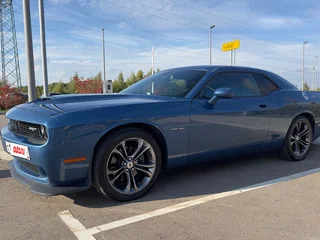 2020 Dodge Challenger R__T III Рестайлинг 2, синий, 4999999 рублей, вид 3