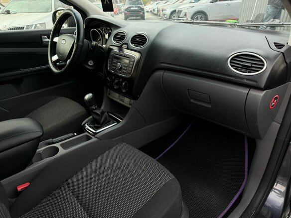 2010 Ford Focus II Рестайлинг, серый, 560000 рублей - вид 12