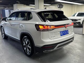 2022 Volkswagen Tayron I Рестайлинг, белый, 1750000 рублей, вид 4