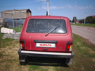 1995 Lada (ВАЗ) 2121 (4x4) I Рестайлинг, красный, 260000 рублей, вид 3