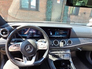2018 Mercedes-Benz E-Класс 220 d V (W213, S213, C238), чёрный, 2470000 рублей, вид 5