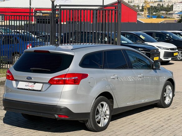 2016 Ford Focus III Рестайлинг, серебристый, 997000 рублей - вид 24