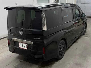 2020 Honda Stepwgn Spada V Рестайлинг, чёрный, 1940000 рублей, вид 2