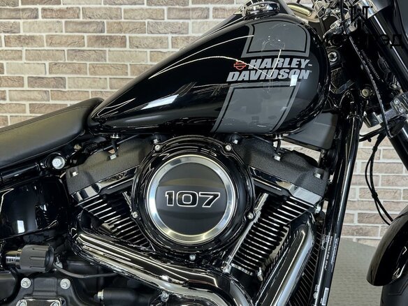 2024 Harley-Davidson Sport Glide, чёрный, 2065000 рублей - вид 11