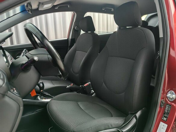 2016 Kia Rio III Рестайлинг, красный, 1035000 рублей - вид 5