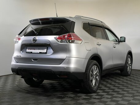 2015 Nissan X-Trail III, серебристый, 1550000 рублей, вид 4