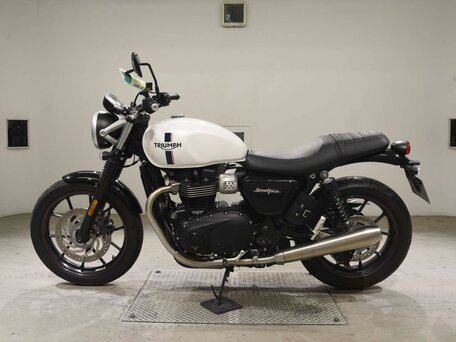 2019 Triumph Street Twin, белый, 757000 рублей, вид 1