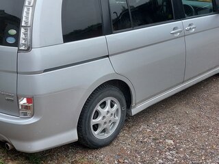 2011 Toyota ISis I Рестайлинг, серебристый, 1275000 рублей, вид 4
