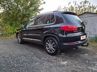 2011 Volkswagen Tiguan I Рестайлинг, чёрный, 1500000 рублей, вид 3