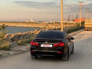 2014 BMW 5 серии 520i VI (F10/F11/F07) Рестайлинг, чёрный, 1800000 рублей, вид 4