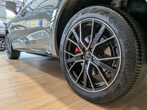2026 Audi Q5 L 45 TFSI II (FY) Рестайлинг, серый, 6090000 рублей - вид 5