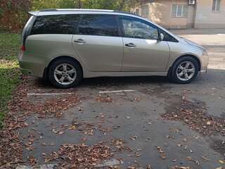 2008 Mitsubishi Grandis I, серебристый, 630000 рублей, вид 1